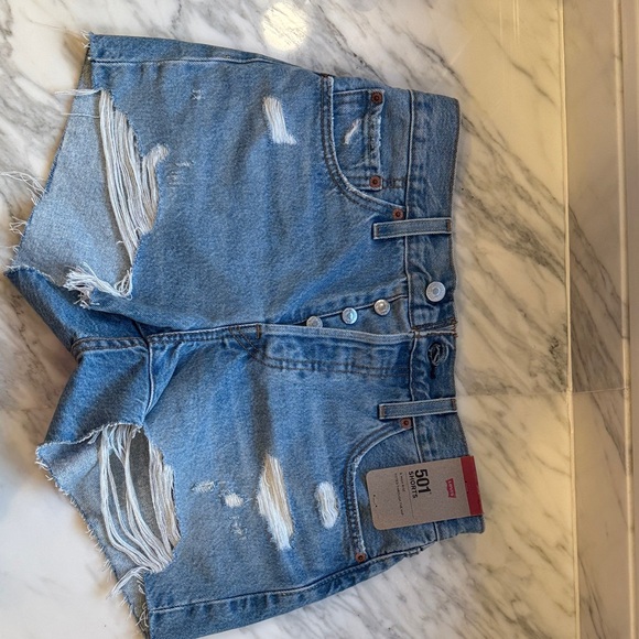 Levi's Pants - NWT Levi's 501 Jean Shorts - Size 27